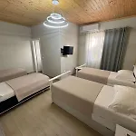 Ξενοδοχείο Oaz 4*