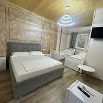 Ξενοδοχείο Oaz 4*