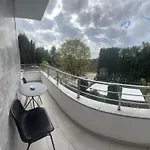 Oaz Ξενοδοχείο Fushe-Kruje