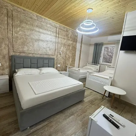 Hotel Oaz 4*