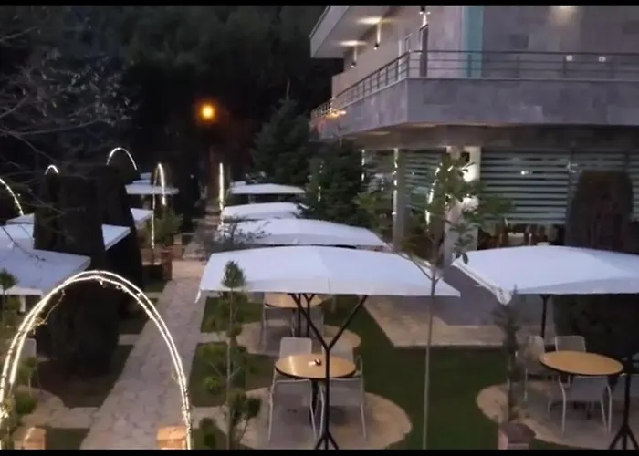 Oaz Hotel Fushe-Kruje